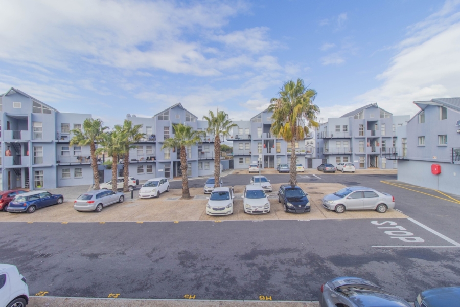2 Bedroom Property for Sale in Parklands Western Cape